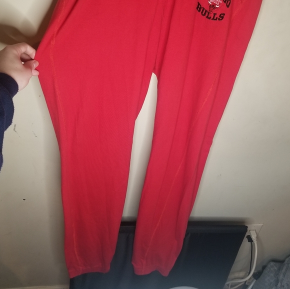 Vintage 1997 NBA Chicago Bulls Logo Sweatpants🏀 - Picture 4 of 5
